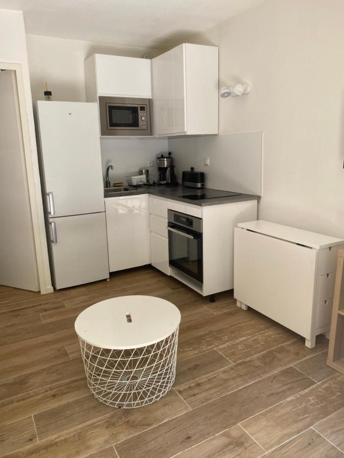 Little Garden Apartment Saint-Cyr-sur-Mer Luaran gambar