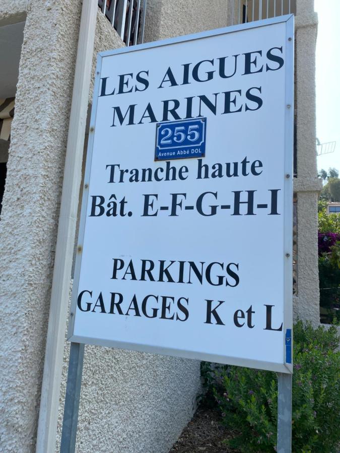 Little Garden Apartment Saint-Cyr-sur-Mer Luaran gambar
